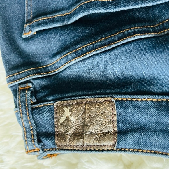 American eagle high rise jeans - Picture 5 of 6